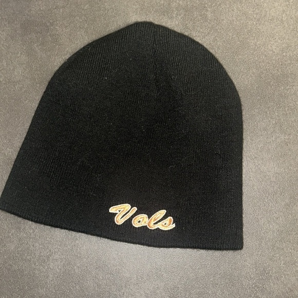 Tennessee Vols beenie hat in the color black. - Picture 2 of 3